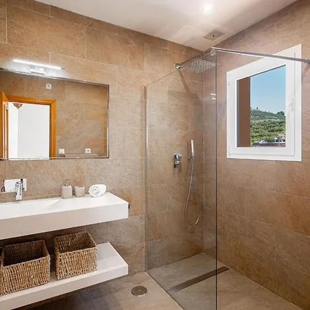 فيلة Tamango Hill Private Pool Panoramic Views *